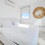 Lägenhet White Haven - Ocean View, Airco, Heated Pool *
