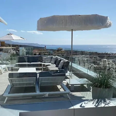 Luxury With Stunning Terrace And With Heated Pool Apartment *