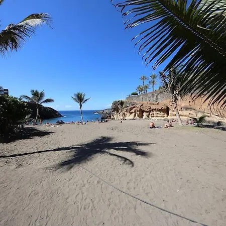 Luxury With Stunning Terrace And With Heated Pool Costa Adeje (Tenerife)