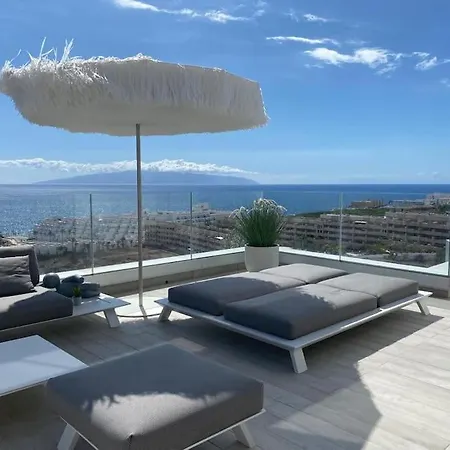 Apartment Luxury With Stunning Terrace And With Heated Pool *
