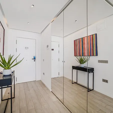 White Haven - Ocean View, Airco, Heated Pool Apartment