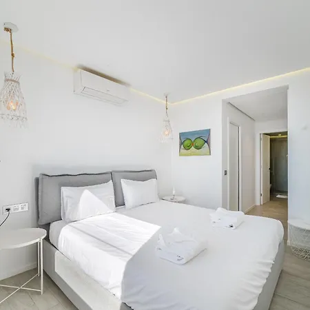White Haven - Ocean View, Airco, Heated Pool *