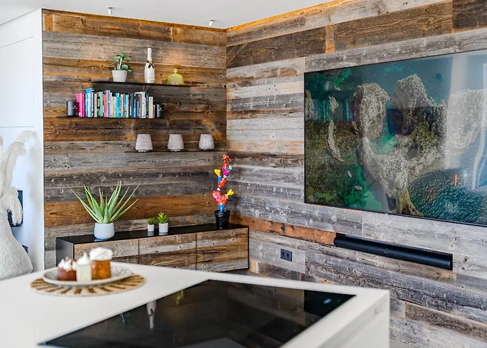 Daire White Haven - Ocean View, Airco, Heated Pool *