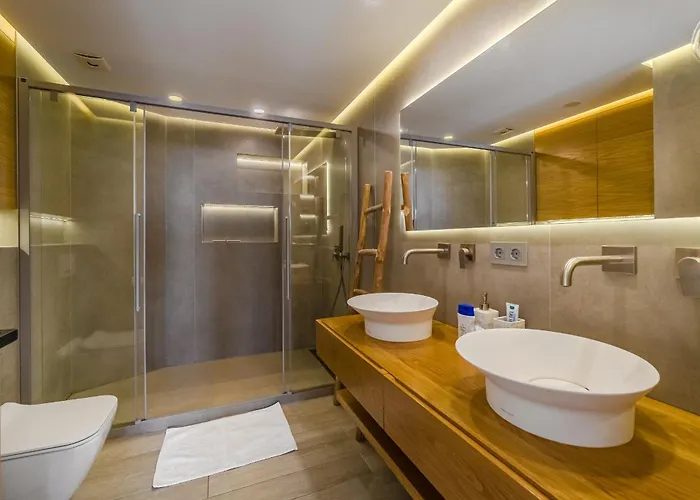 White Haven - Ocean View, Airco, Heated Pool Daire *